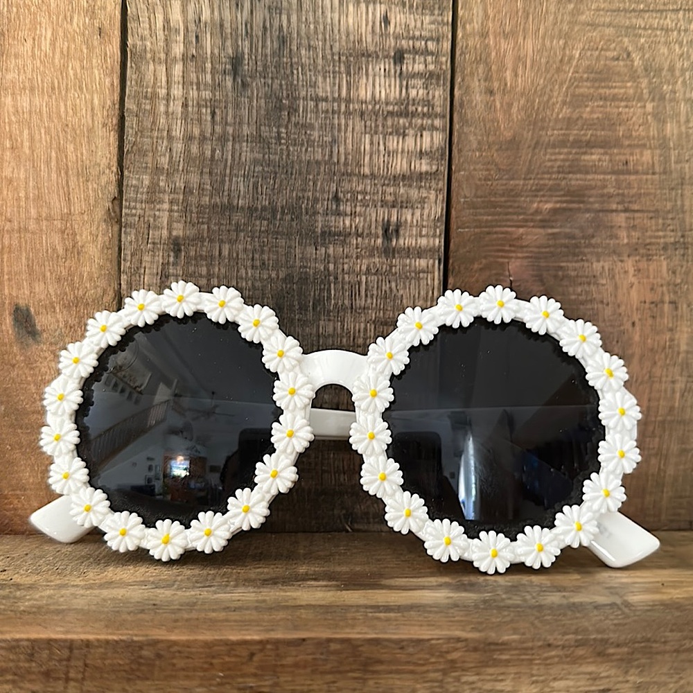 Bando Daisy Sunglasses